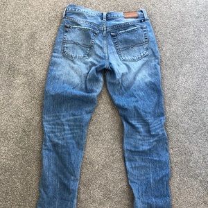 Lucky brand light wash boyfriend distressed jeans